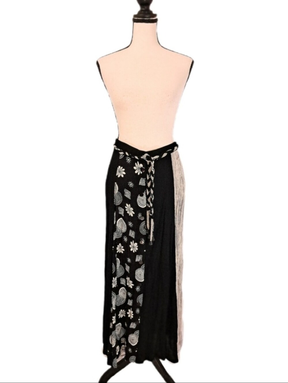 Vtg Halsey Black White Artsy Boho Maxi Button Down Fairy Rayon Full Skirt L